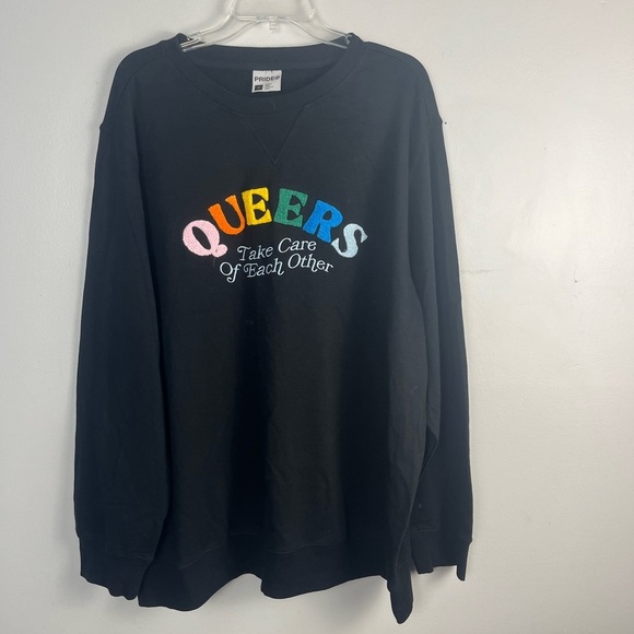 Target 2023 Pride Crewneck ‘queers take care of each other’ size XXL Unisex - Picture 2 of 4
